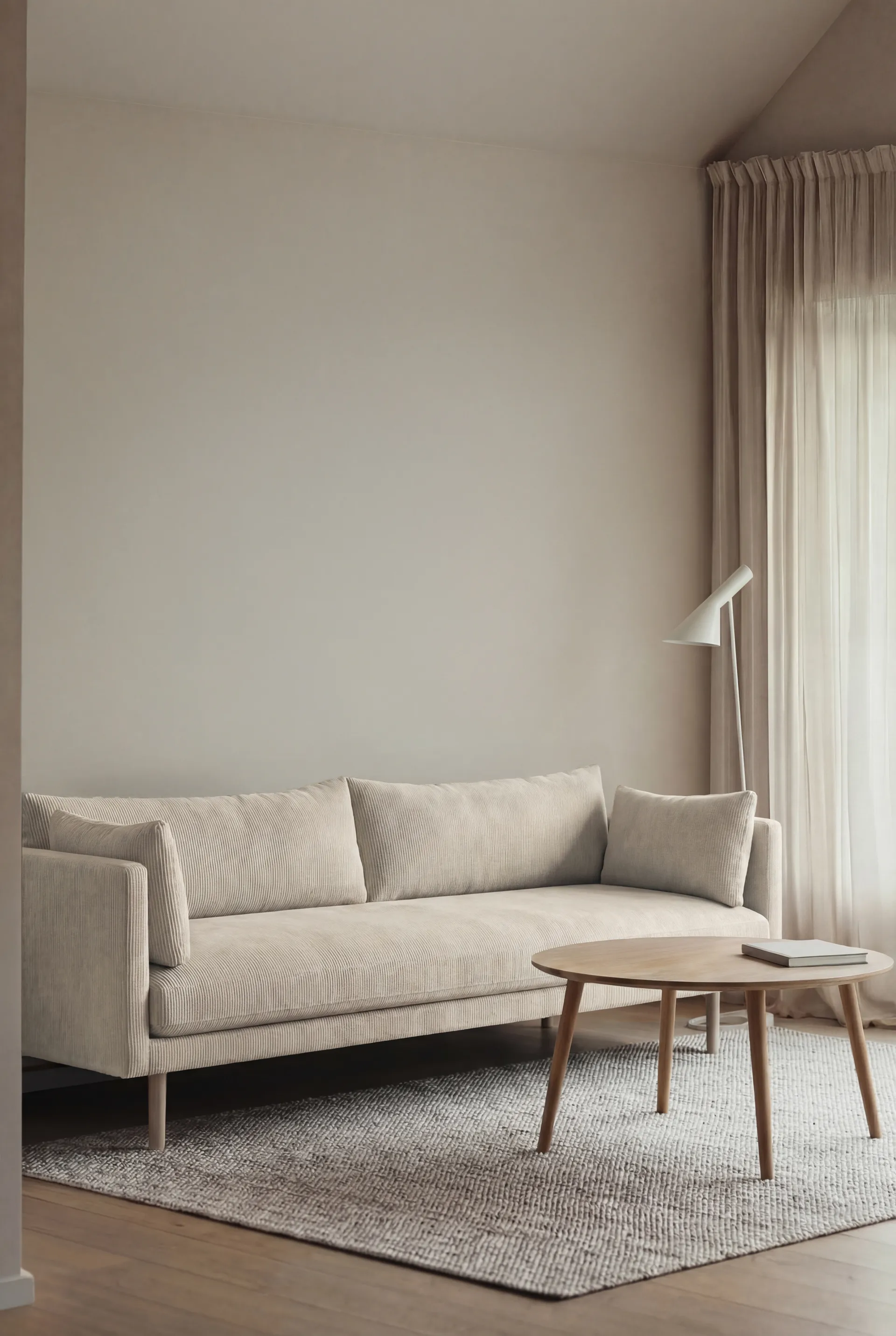 Linnevik sofa, Jump Beige 1956-white-oiled oak, 4-seater 1898