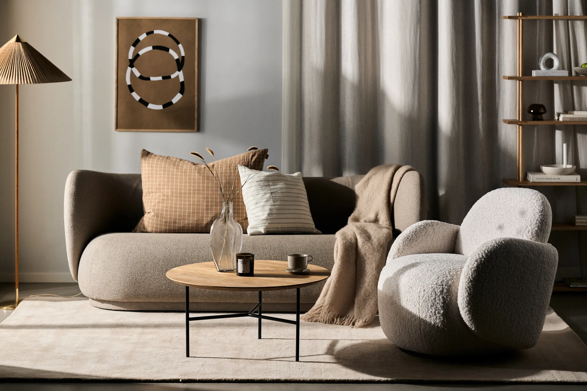 Mo armchair with swivel function, Glore White 1243 1898