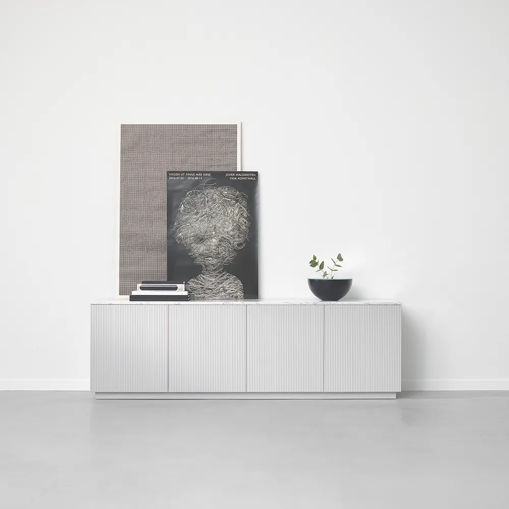 Beam side table, White lacquer, white base A2