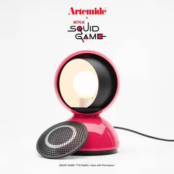 Eclisse x Squid Game table lamp Special Edition - Guard pink - Artemide