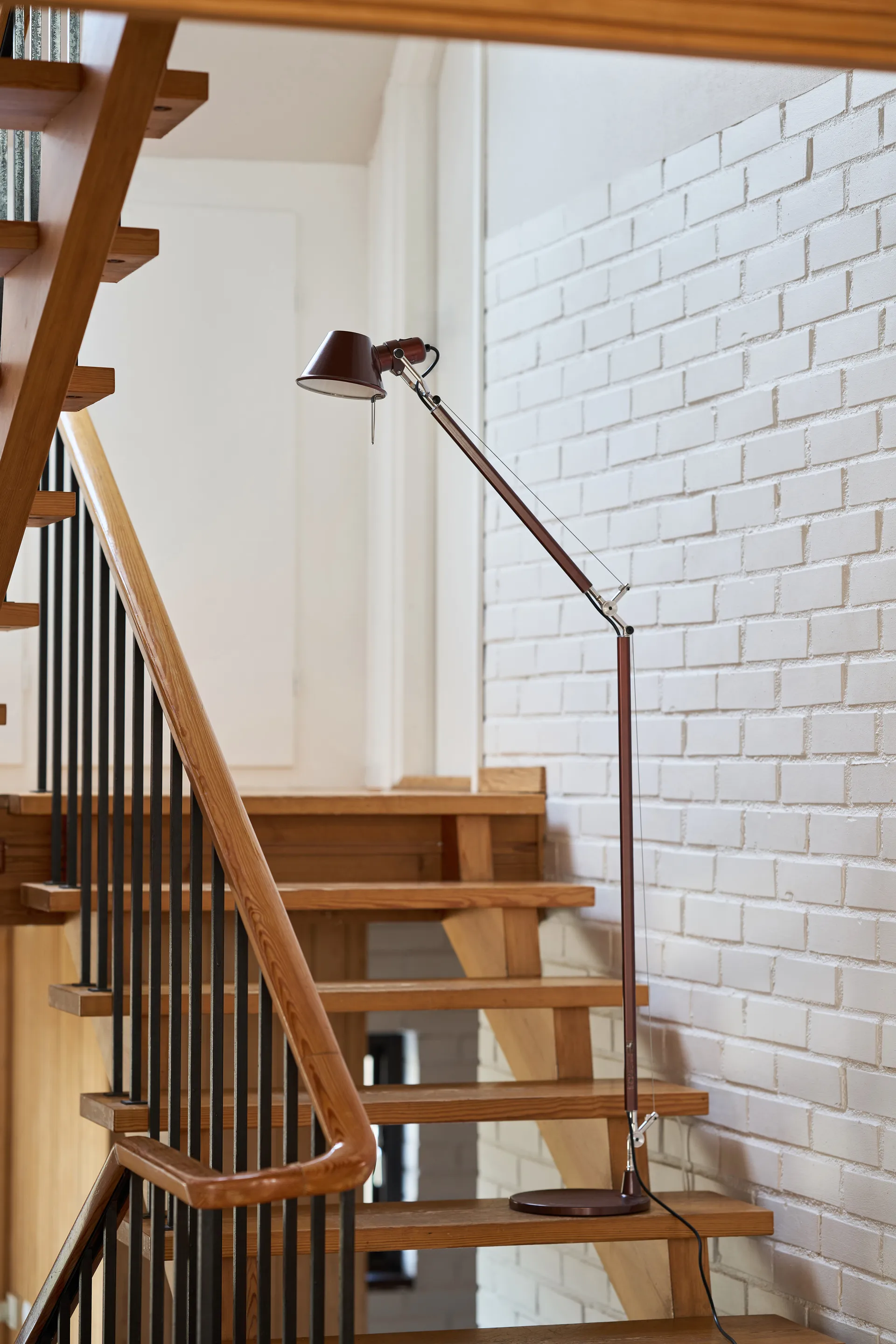 Tolomeo Reading floor lamp E27 special edition - Brown metallic,  Artemide