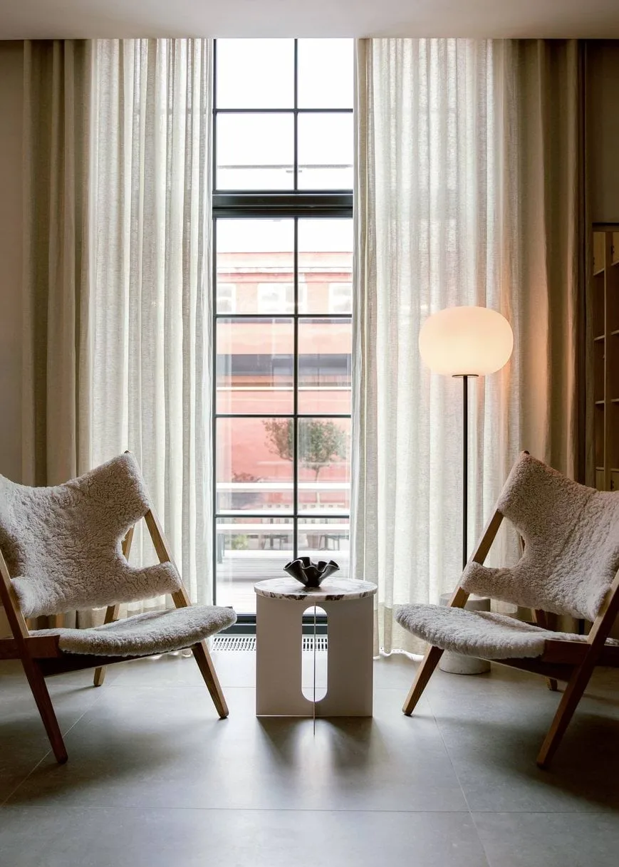 Knitting lounge chair, Aida 0618-walnut Audo Copenhagen