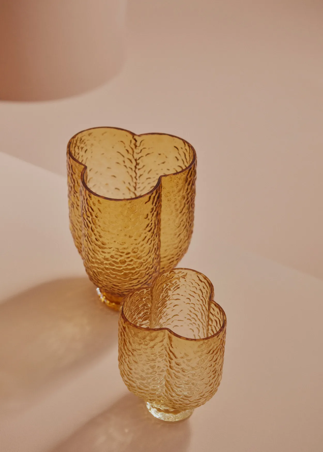 Arura trio vase 25 cm, Amber AYTM