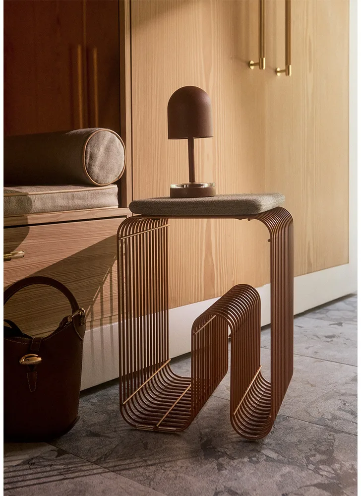 Curve chair, Amber AYTM