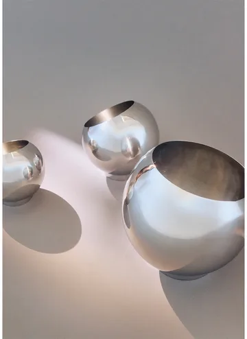 Globe flowerpot Ø30 cm - Silver - AYTM