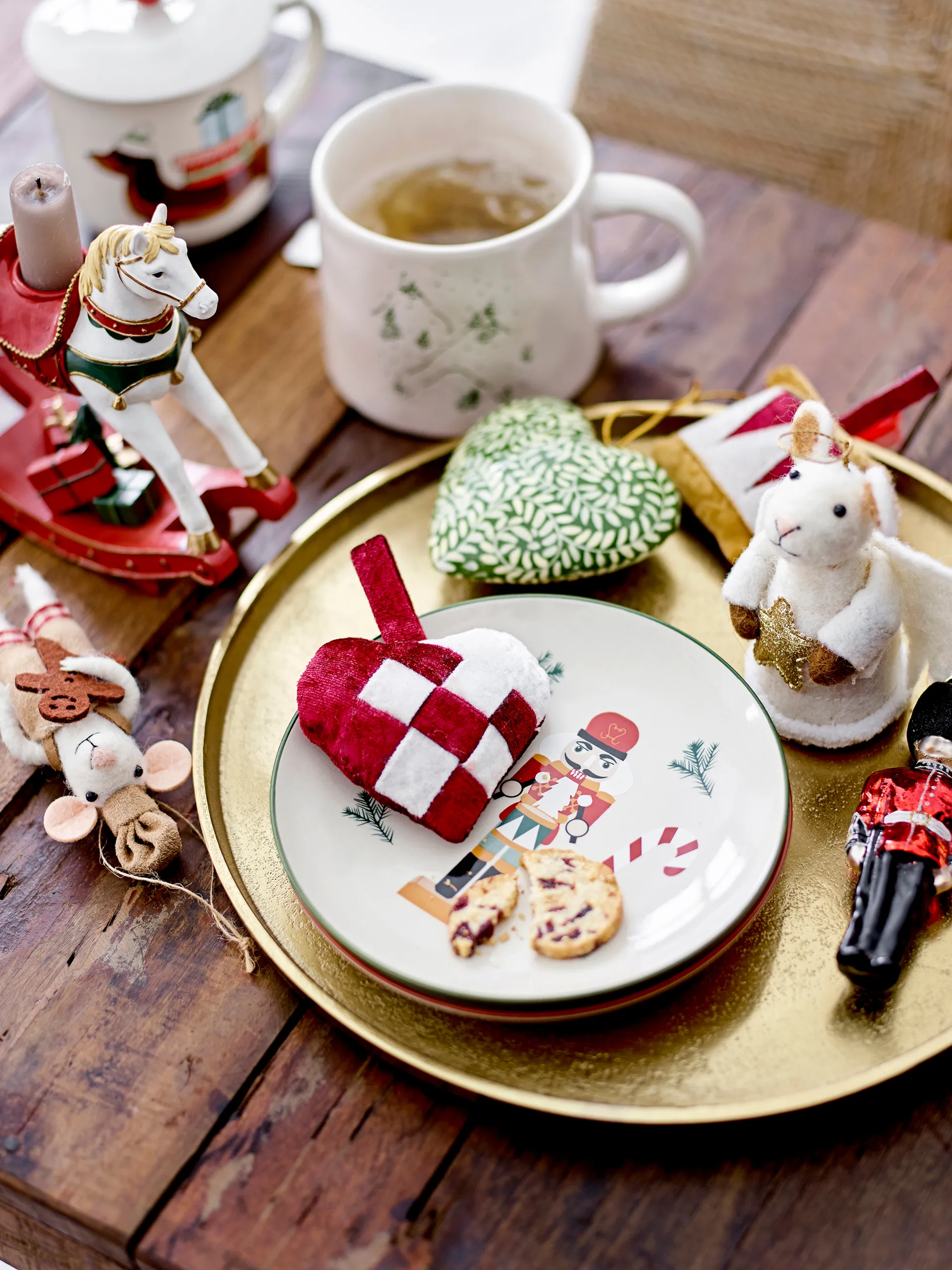 Jolly side plate Ø16 cm 2 pieces, White-red Bloomingville