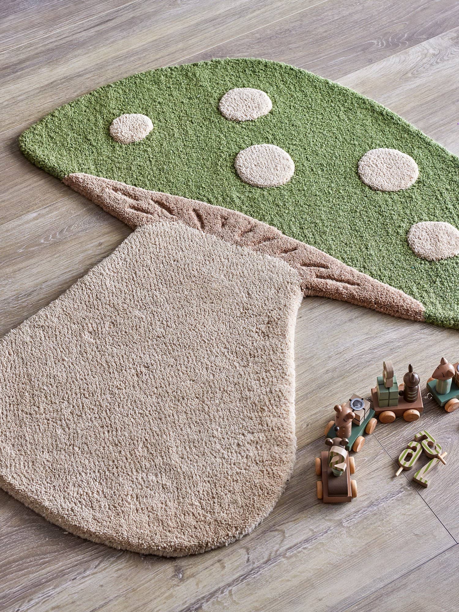 Mushroom rug, Green, wool Bloomingville