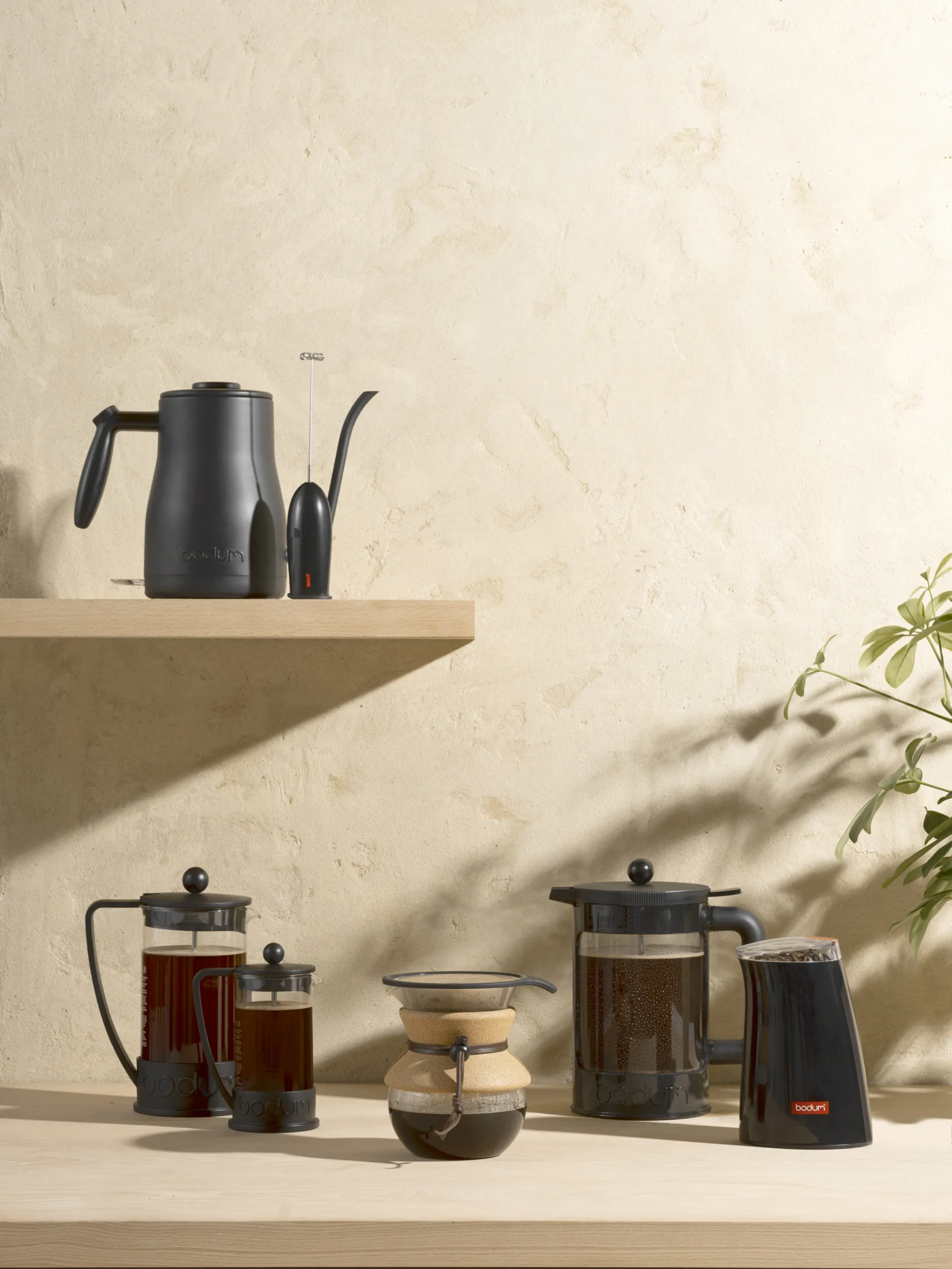 Pour Over coffee brewer with reusable filter, 50 cl Bodum