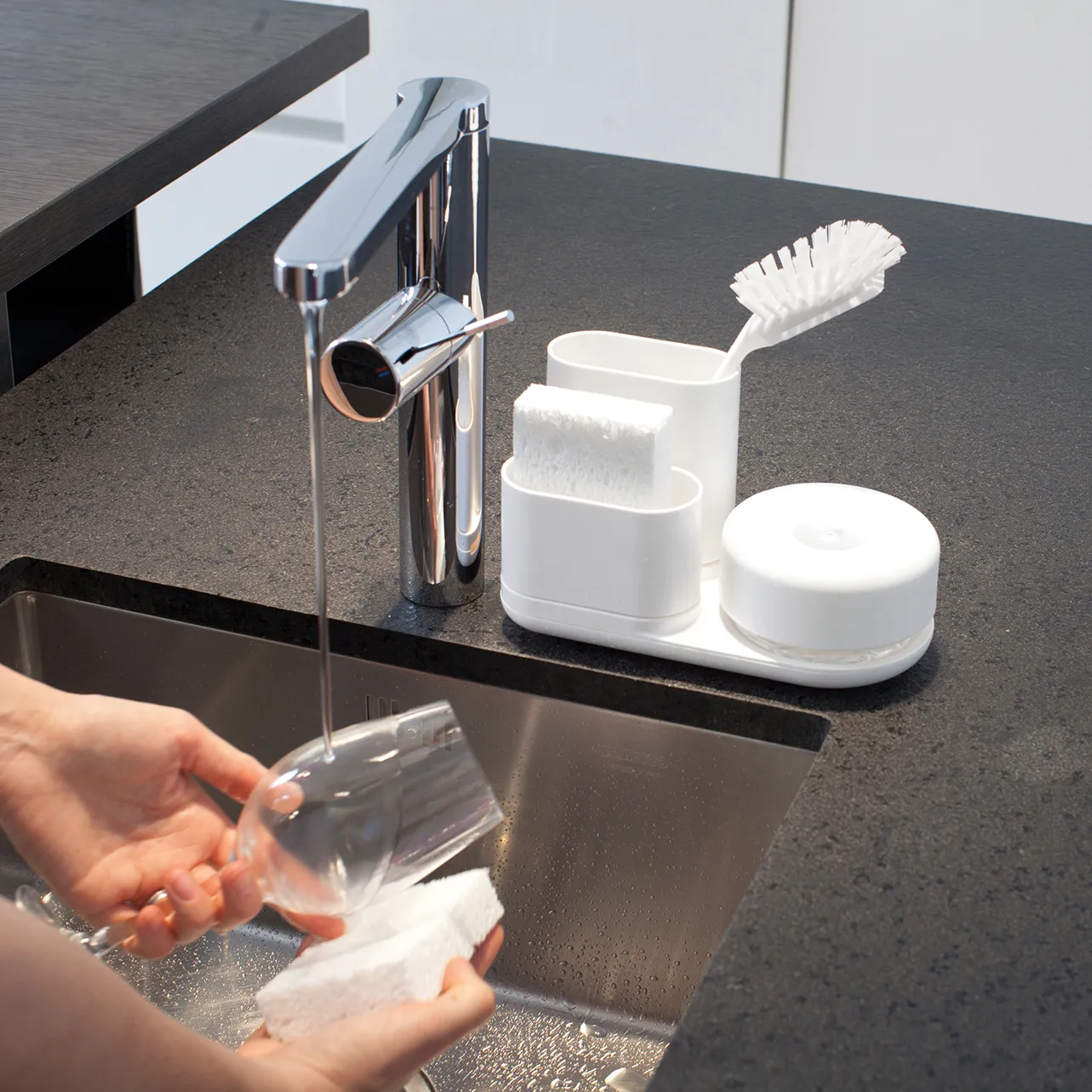 Dishwashing liquid pump with storage rack large, white Bosign