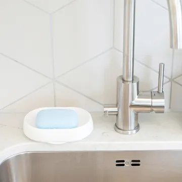 Soap tray with concealed drain spout in silicone - large - White - Bosign