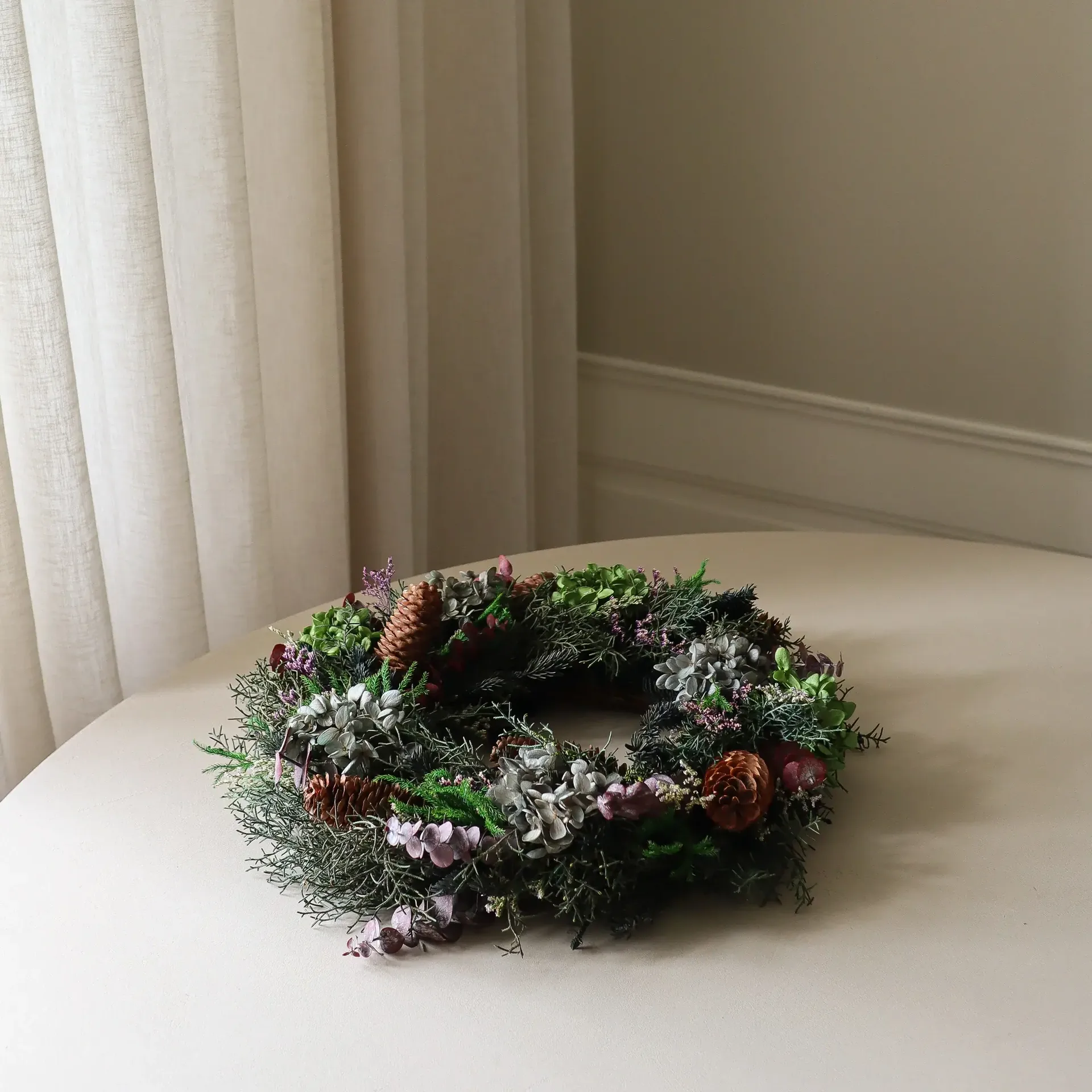 Botanical Forest Wreath wreath, Hydrangea-eucalyptus-pine branches-cones, Ø40 cm Botané