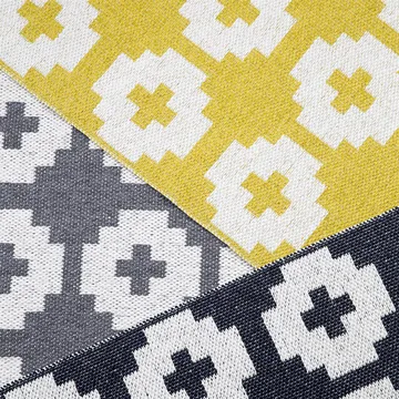Flower rug sun (yellow) - 70x100 cm - Brita Sweden
