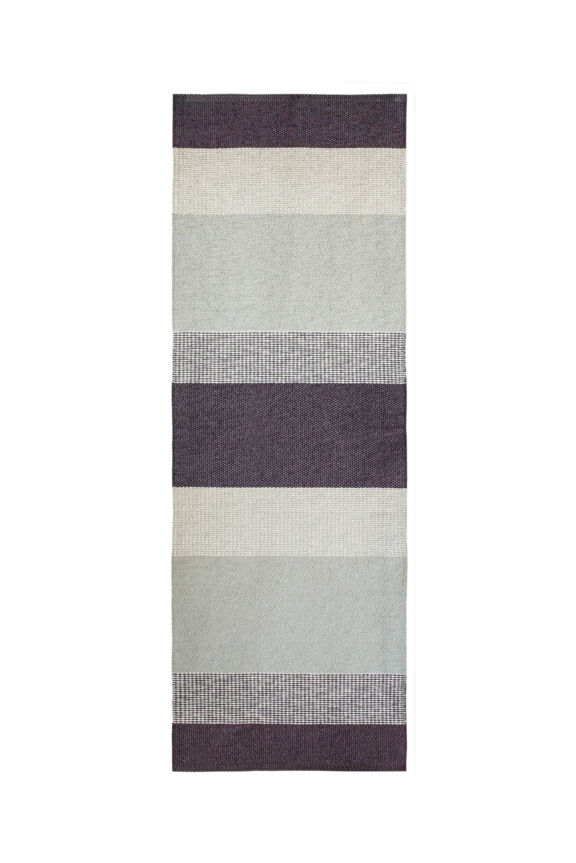 Seasons plastic rug 70x200 cm, berry (pink/purple) Brita Sweden
