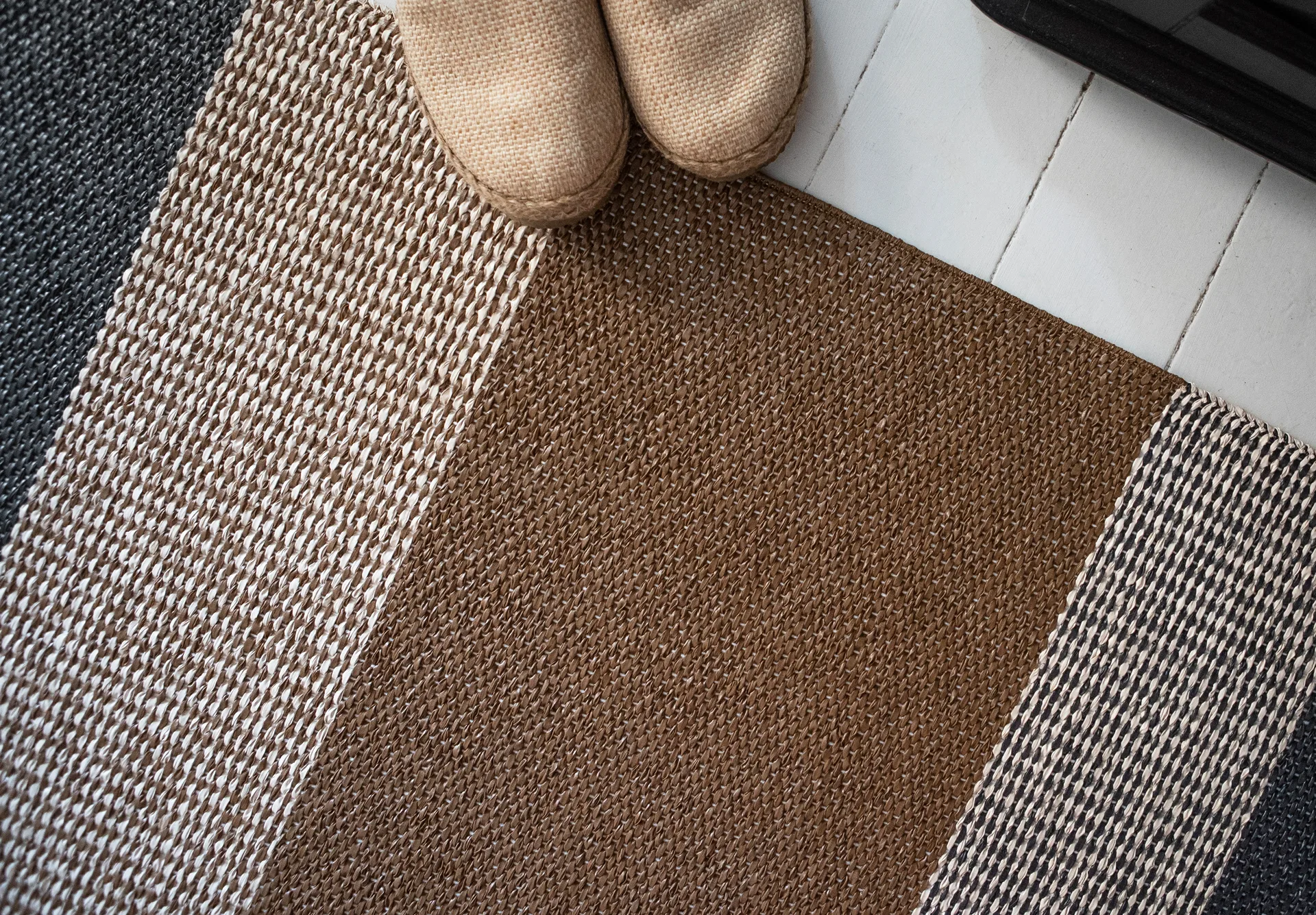 Seasons rug cacao (brown-black), 70x100 cm Brita Sweden