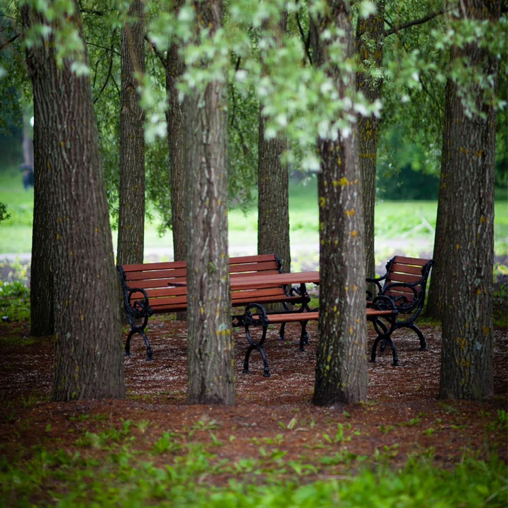 Byarum Bench, Mahogany, black stand Byarums bruk