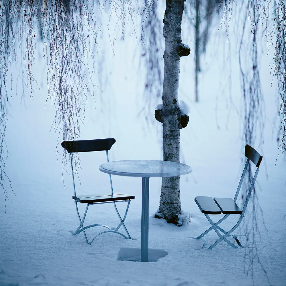 Classic No.2 chair, Black, hot-dip galvanised stand Byarums bruk