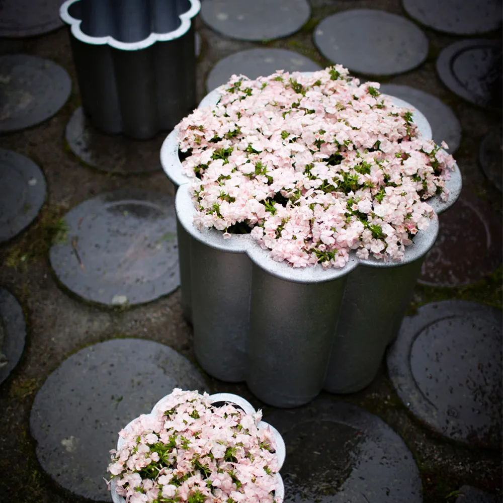Gråsippa plant pot, Black, no. 3 Ø62 cm Byarums bruk