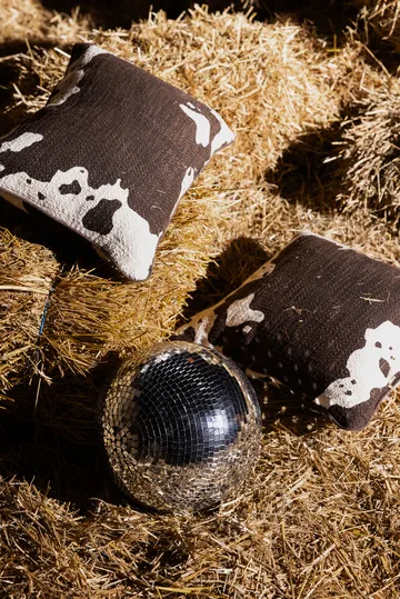 Anima pillow L 40x60 cm - Cow - Byon