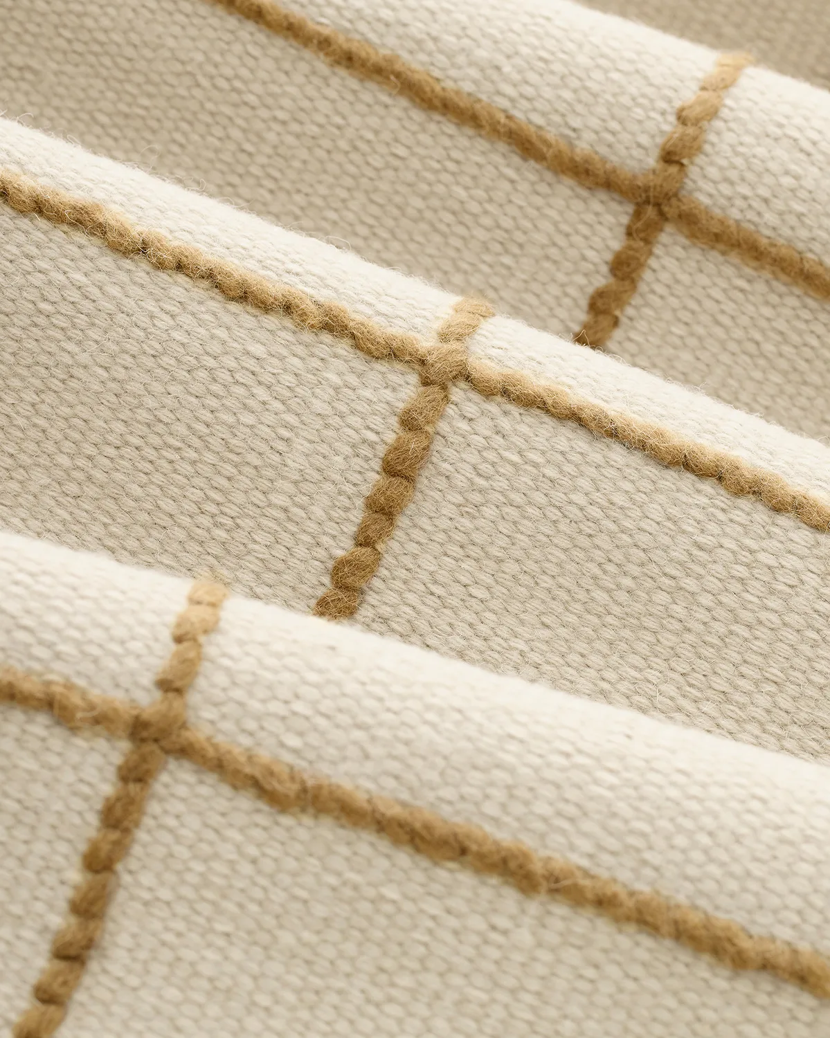 Milan rug, Off white-beige, 180x270 cm Chhatwal & Jonsson