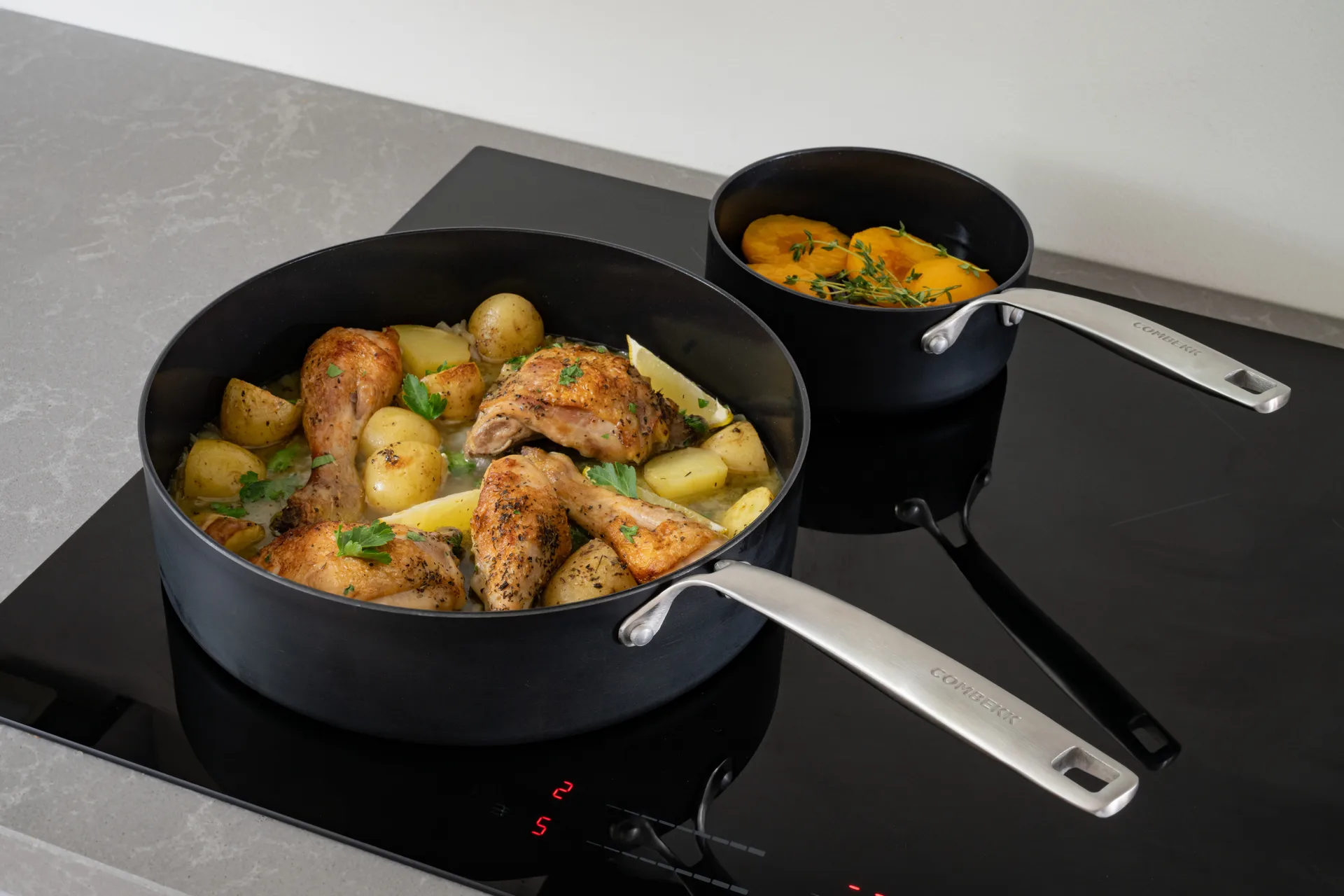 Combekk Element sauté pan aluminum black, Ø28 cm Combekk
