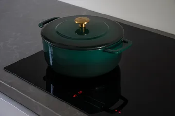 Combekk Enameled cast iron casserole Ø28 cm - Holly Green-gold knob - Combekk