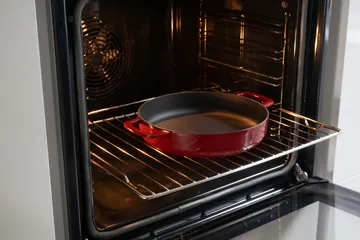Combekk Enameled cast iron frying pan Ø28 cm - Bordeaux - Combekk