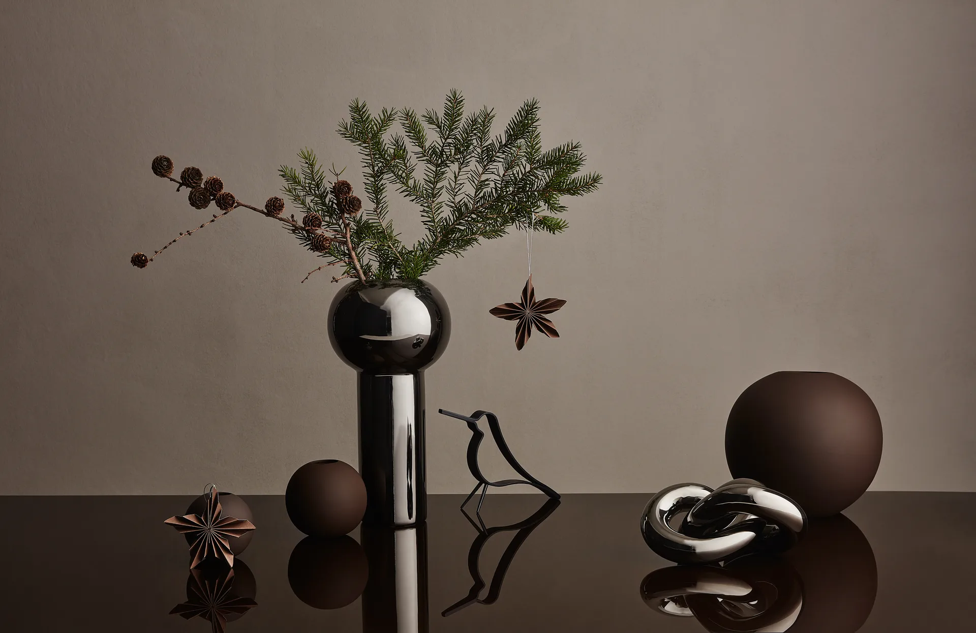 Paper Stars Christmas ornament, coffee Cooee Design