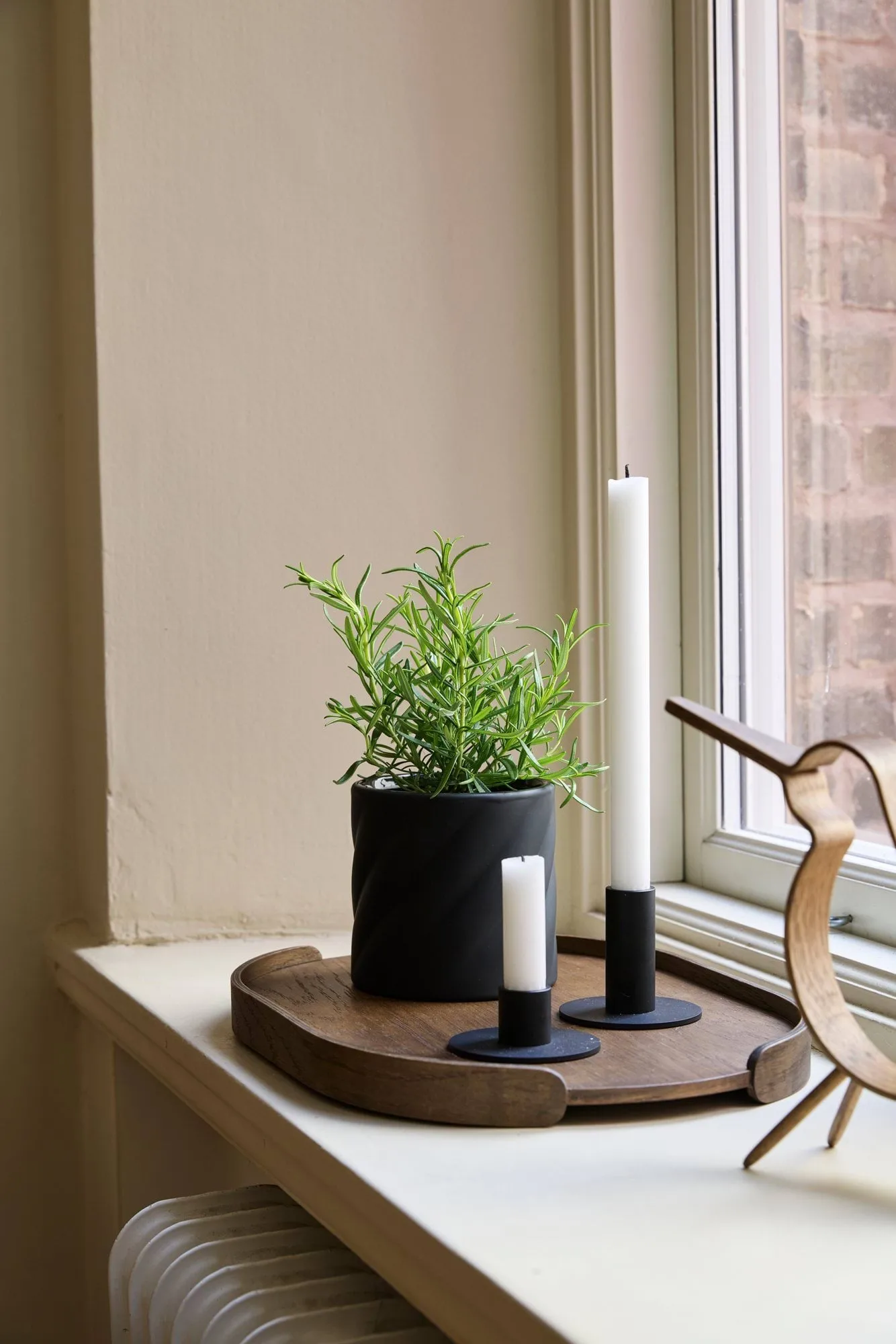 Twist plant pot, Black, small Ø12 cm Cooee Design