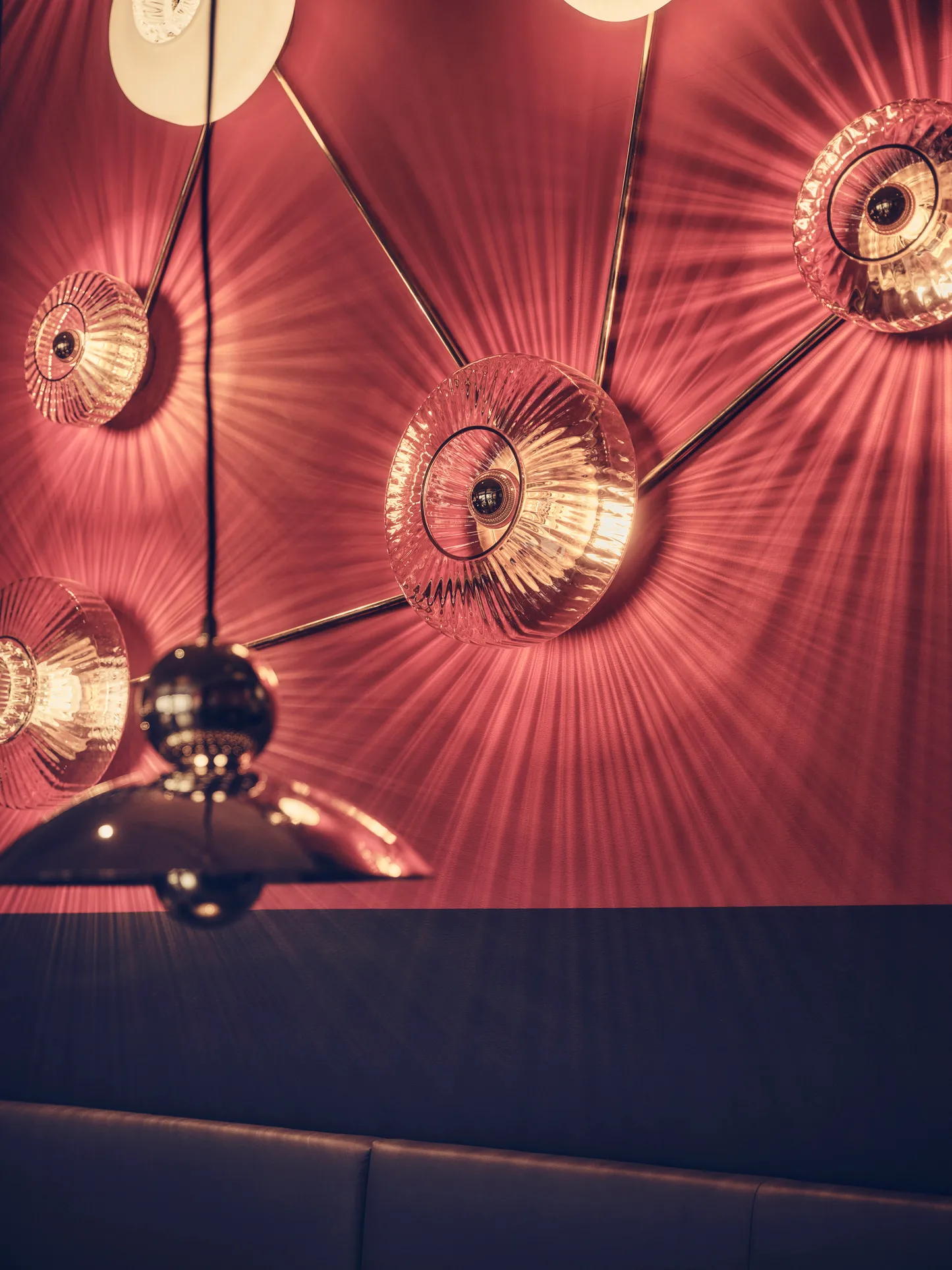 New Wave Optic wall lamp XL, Clear Design By Us