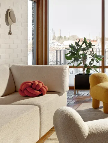 Knot cushion - Orange red - Design House Stockholm