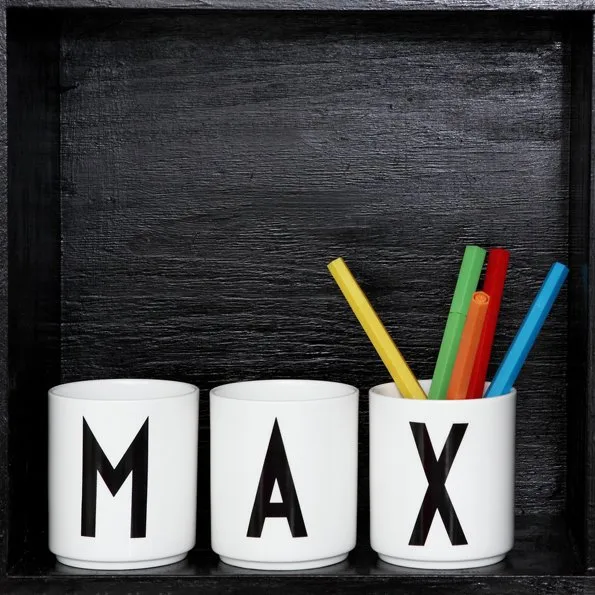 Design Letters cup, x Design Letters