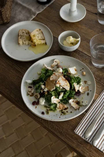 Ernst small plate Ø20 cm - Natural white - ERNST