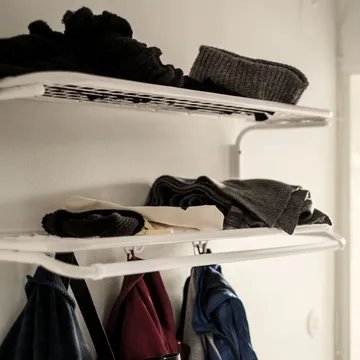 Classic 650 hat shelf - Black/chrome, 2 levels, 90 cm - Essem Design