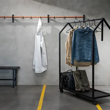 Nostalgi Hook rack - Walnut, white stand - Essem Design