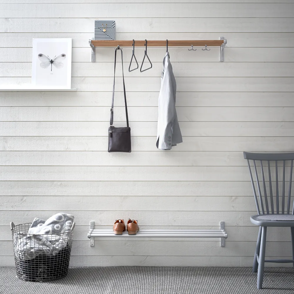 Nostalgi Shoe or hat shelf, Birch, black stand Essem Design