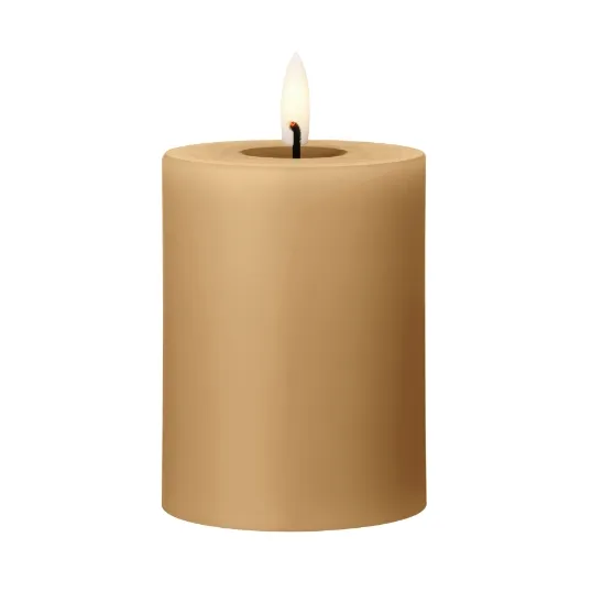 ester & erik pillar candle LED, 27 Almond butter, 10 cm ester & erik