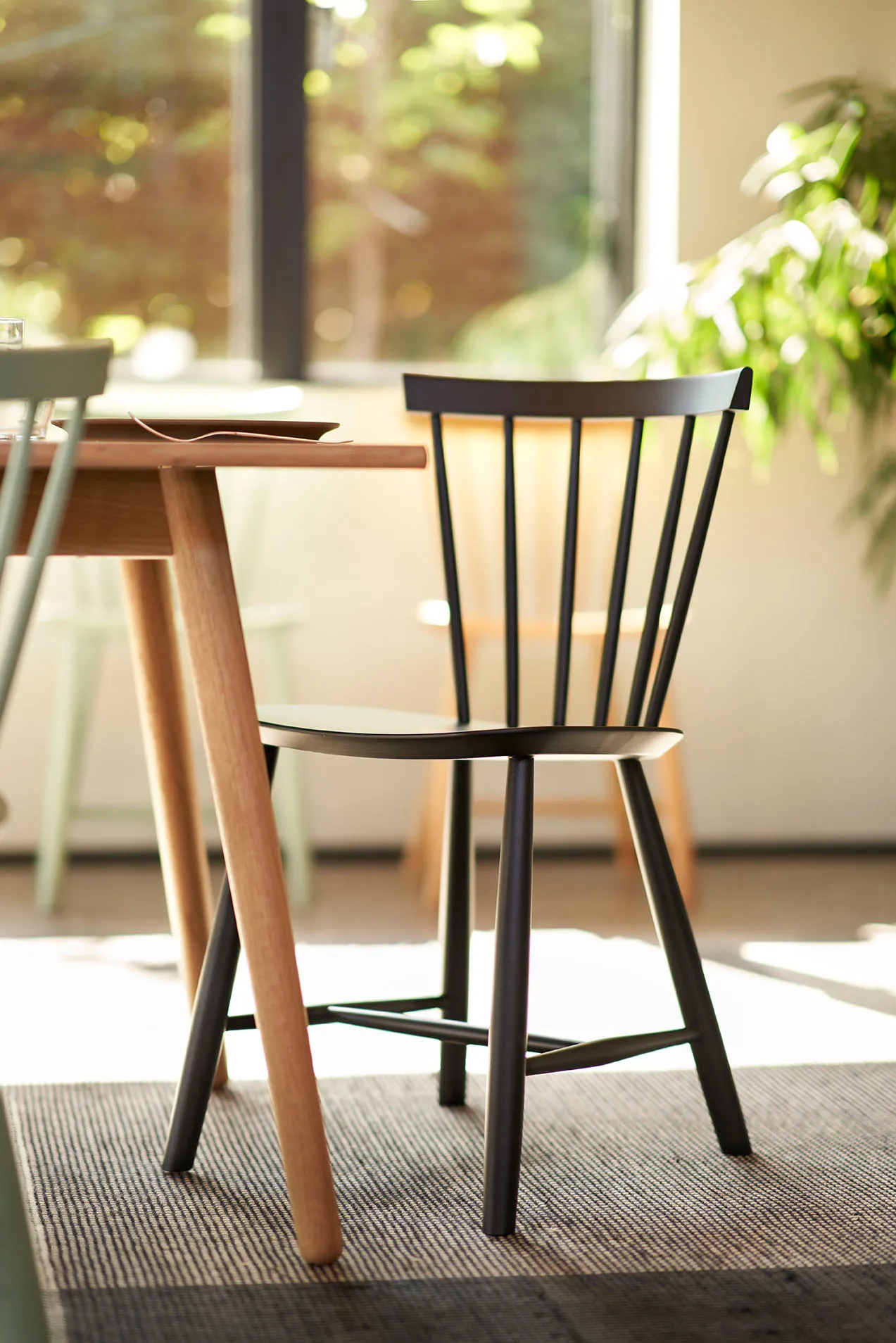 J46 chair, Beech red painted FDB Møbler