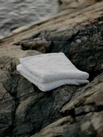 Cilla towel - Off-white, 70x140 cm - Ferm Living