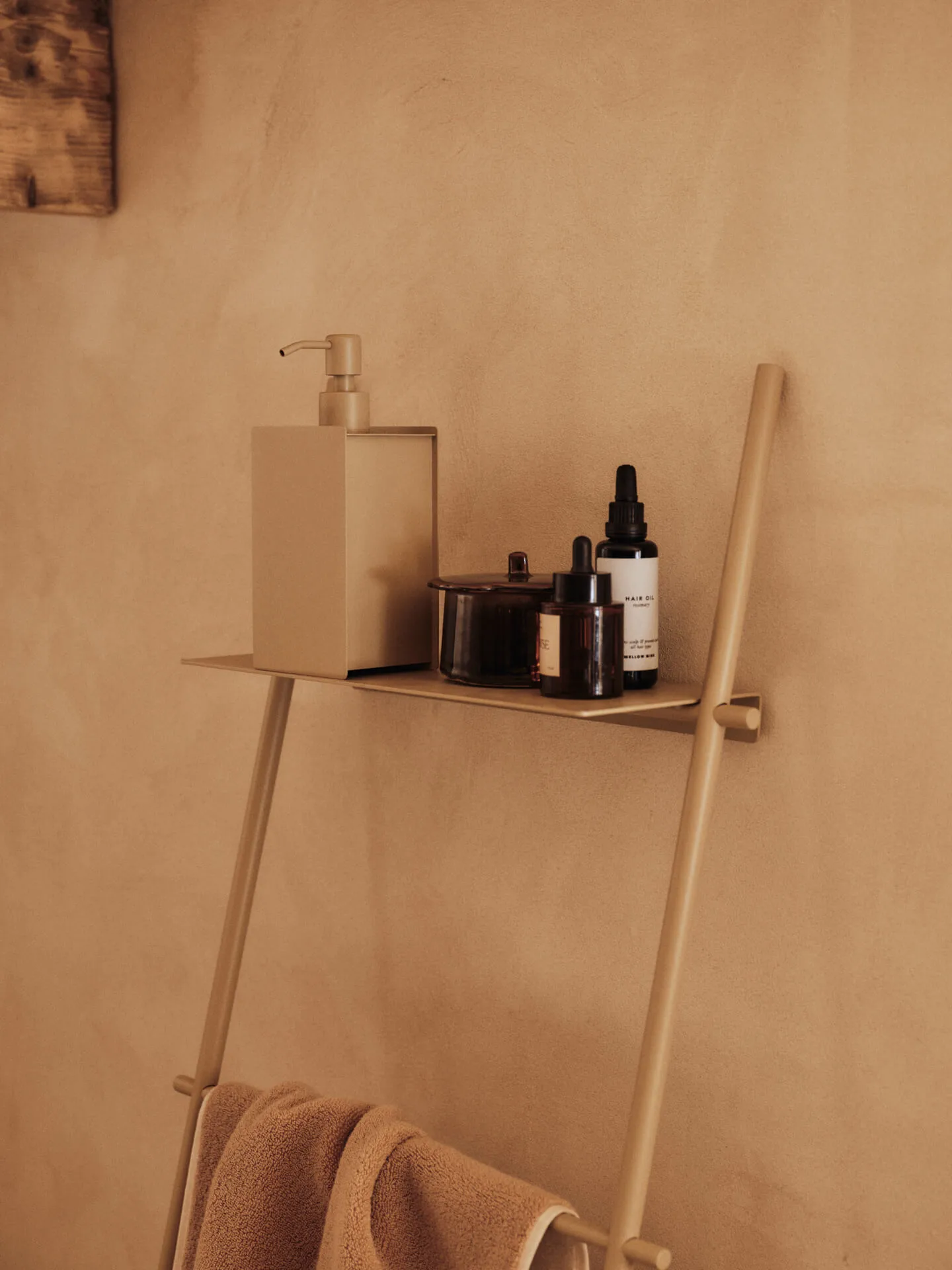 Dora towel ladder, Cashmere, 165 cm Ferm Living