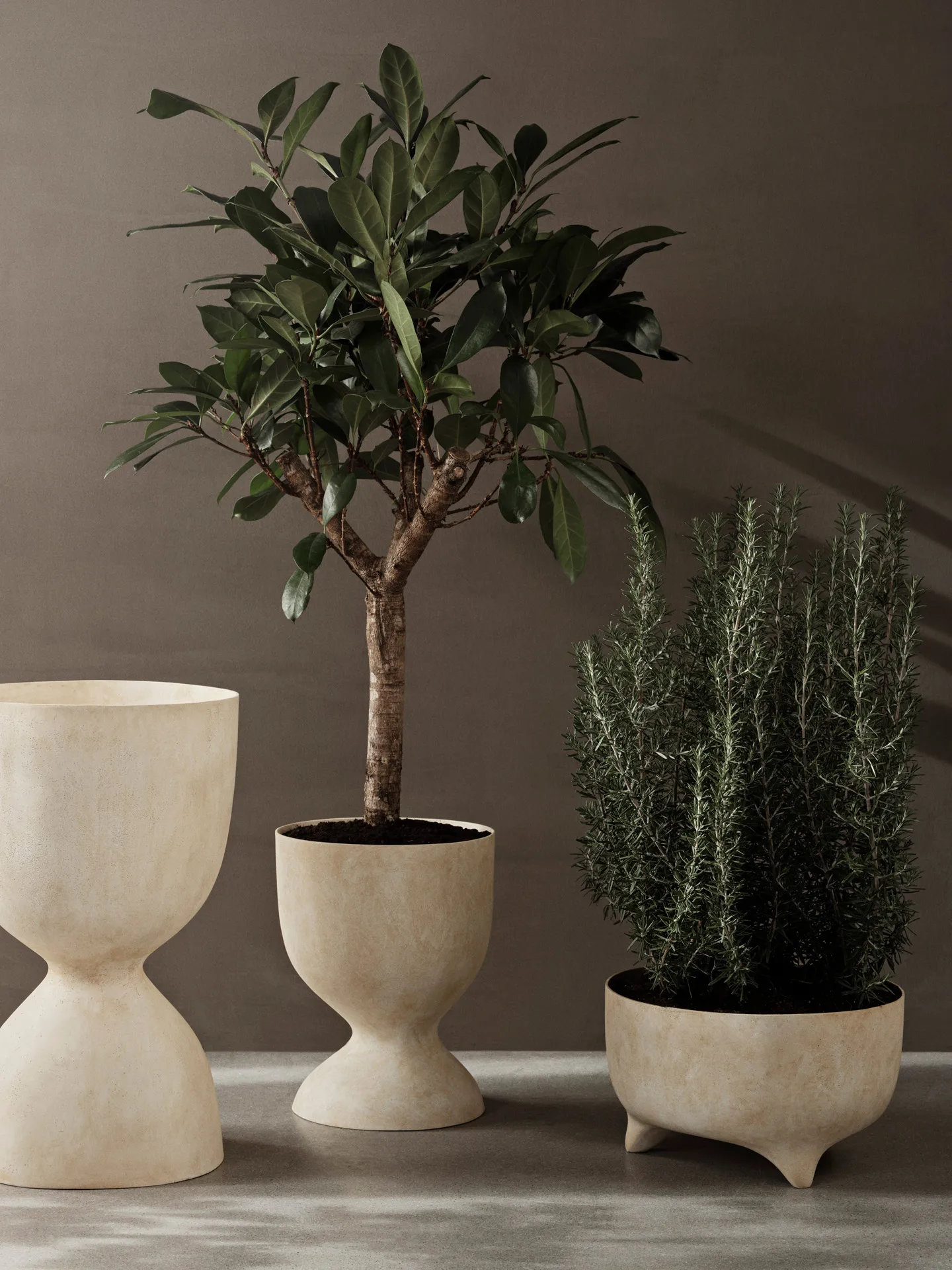 Evoke flower pot 45 cm, Warm Sand Ferm Living