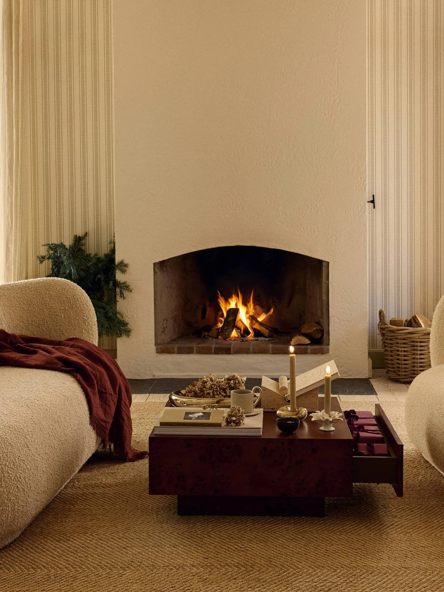 Holly Leaf candle holder, Off-white Ferm Living