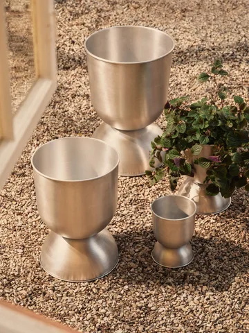 Hourglass flower pot large Ø50 cm - Aluminium - Ferm Living