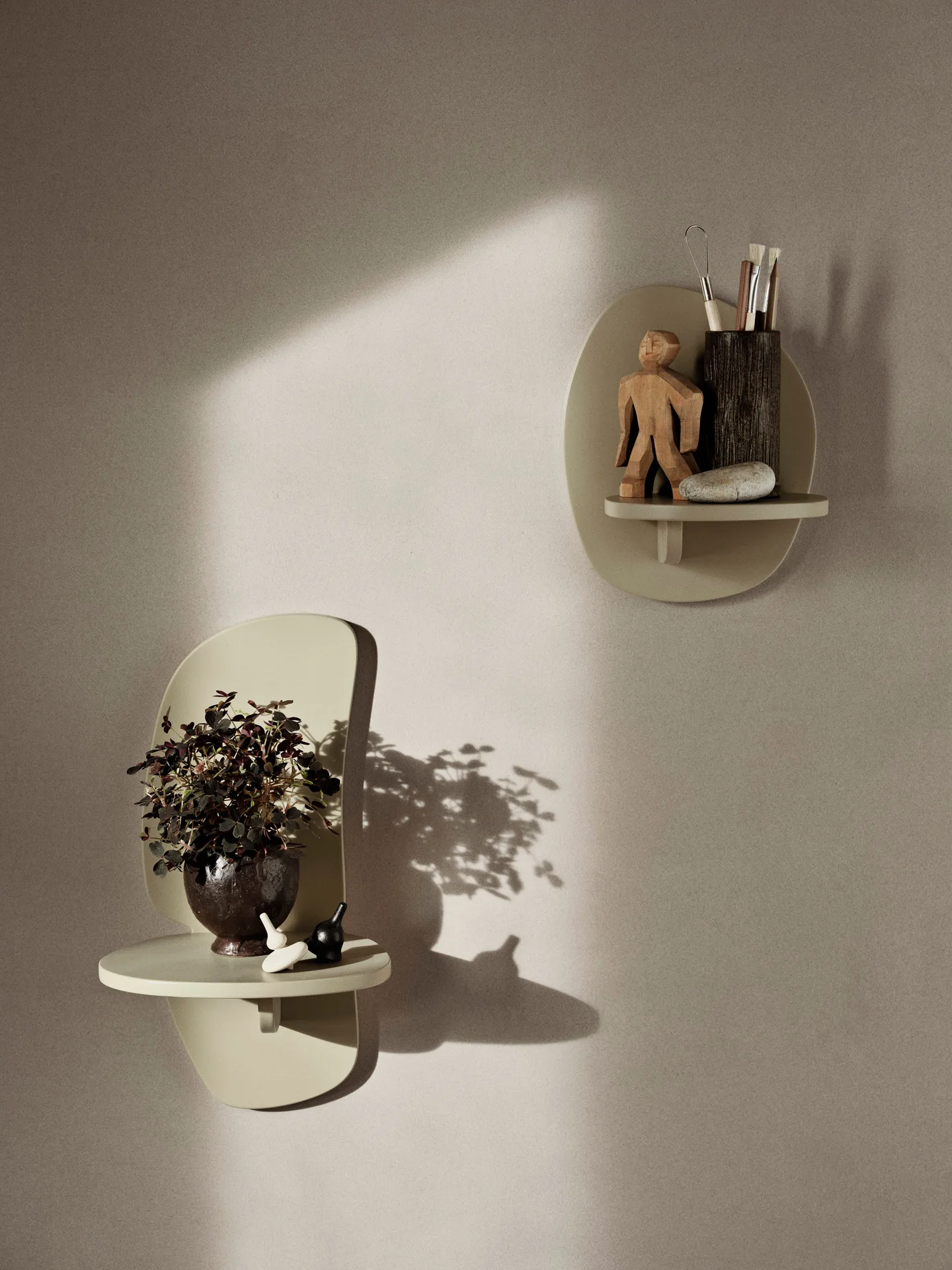 Pilu wall shelf 25 cm, Cashmere Ferm Living