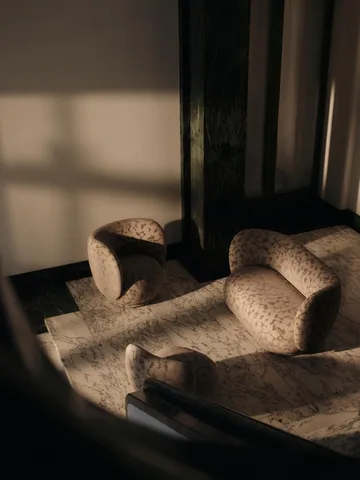Rico lounge chair - Cilla-Taupe - Ferm Living