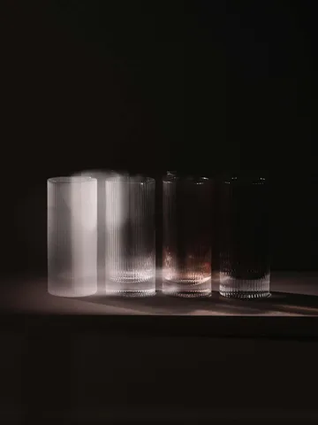 Ripple Highball glasses 48 cl 2-pack - Smoked grey - Ferm Living