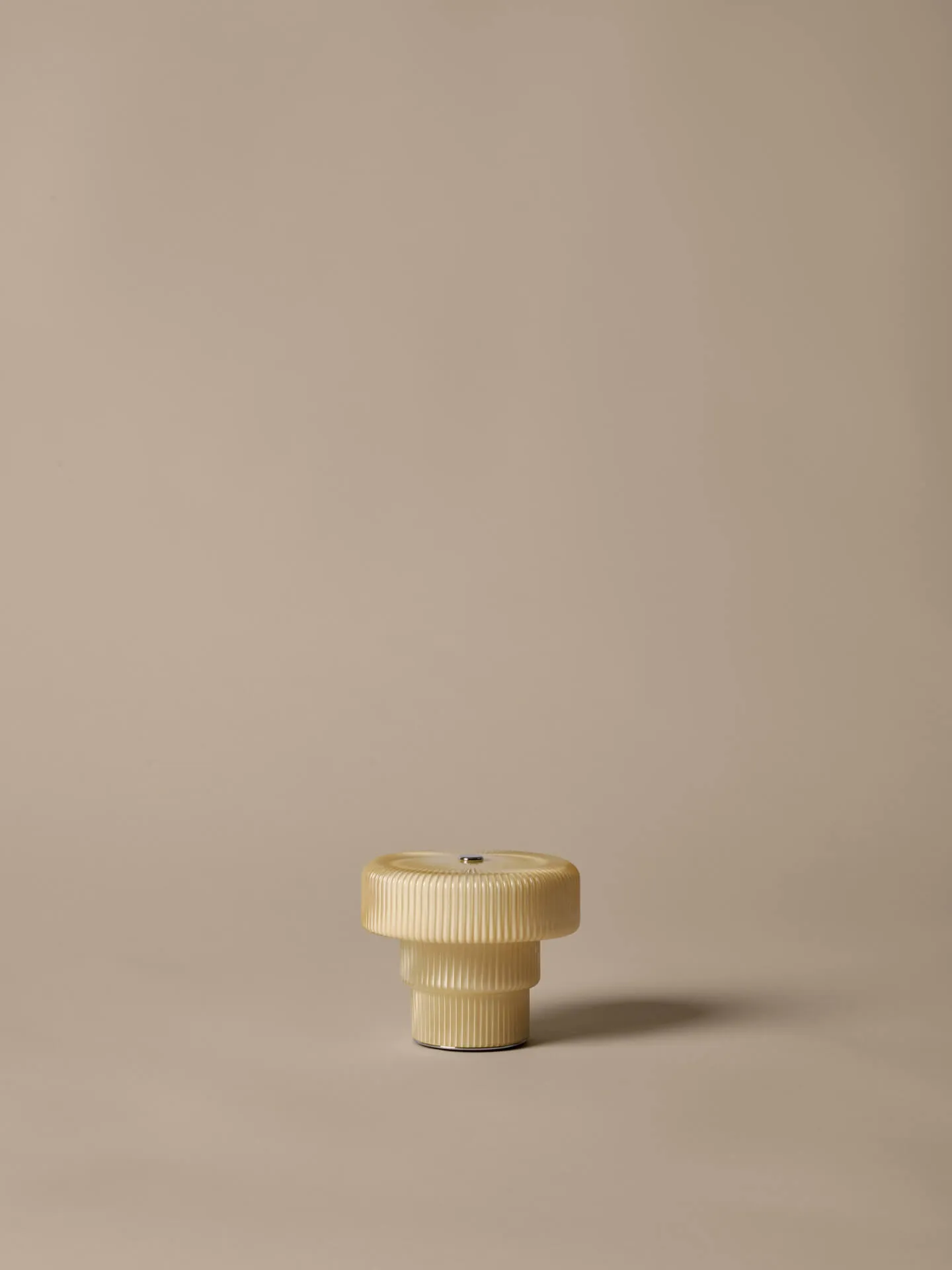 Ripple portable table lamp 10 cm, Oat Ferm Living