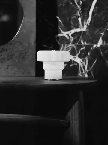 Ripple portable table lamp - White, 10 cm - Ferm Living