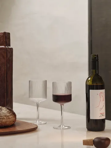 Ripple red wine glass 32,5 cl 2-pack - Clear - Ferm Living