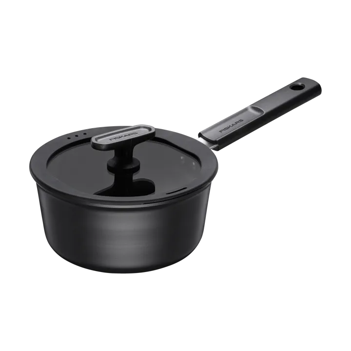 Hard Face pot with lid Ceratec Superior - 1.8 L - Fiskars