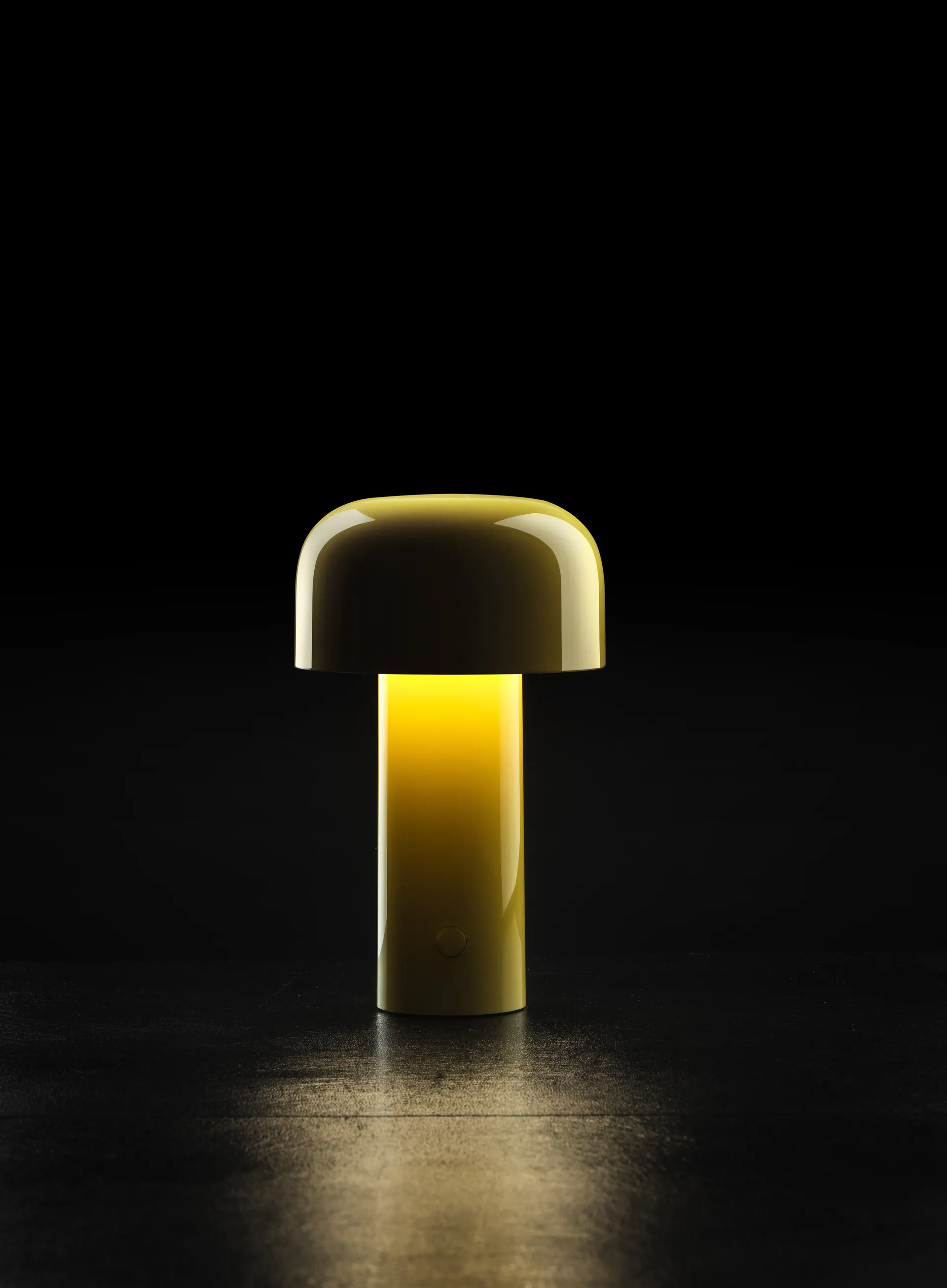 Bellhop portable table lamp, Yellow yellow, IP54 (indoor/outdoor) Flos